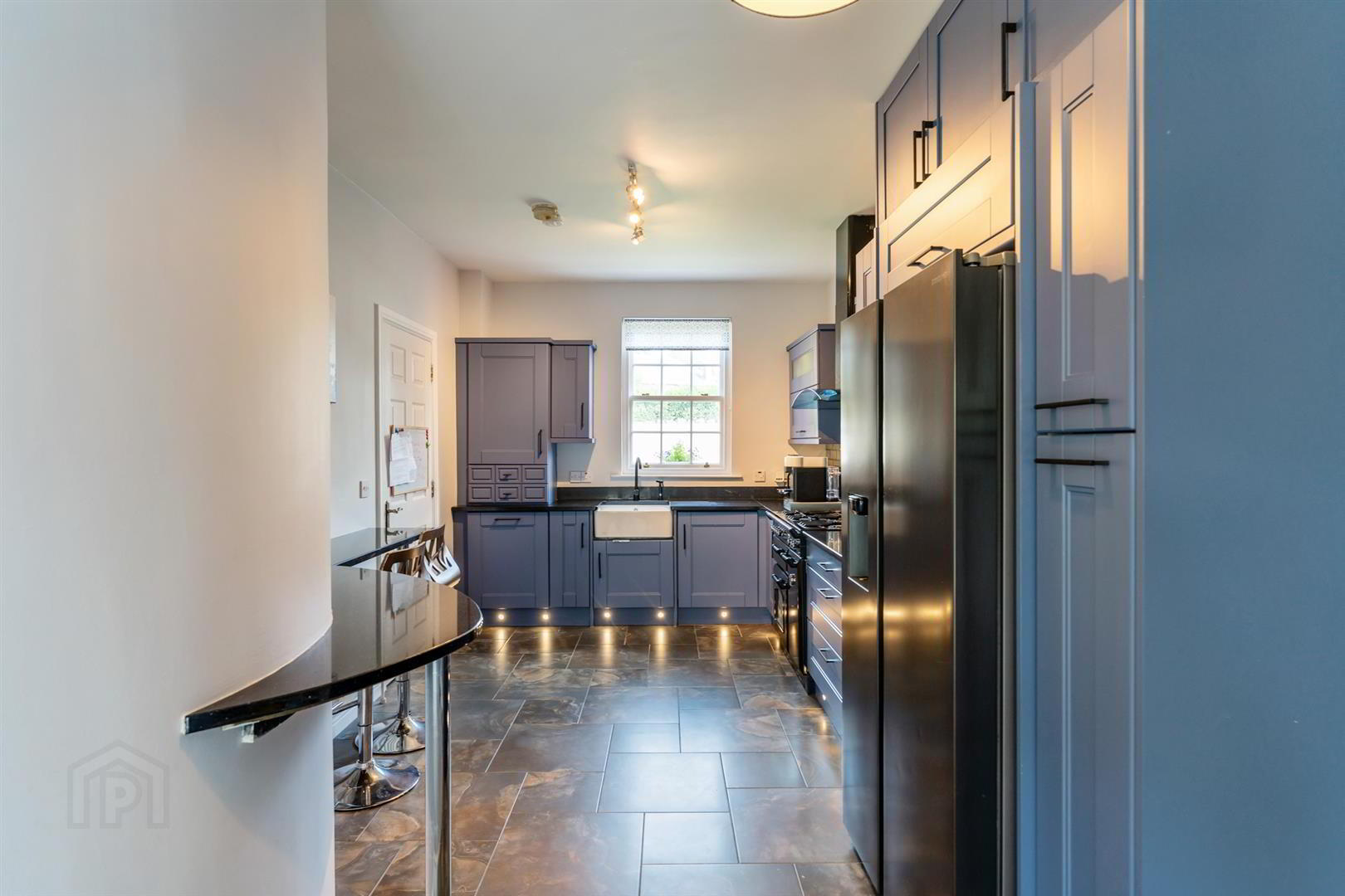 5 Manor Farm Crescent 5 of 31
