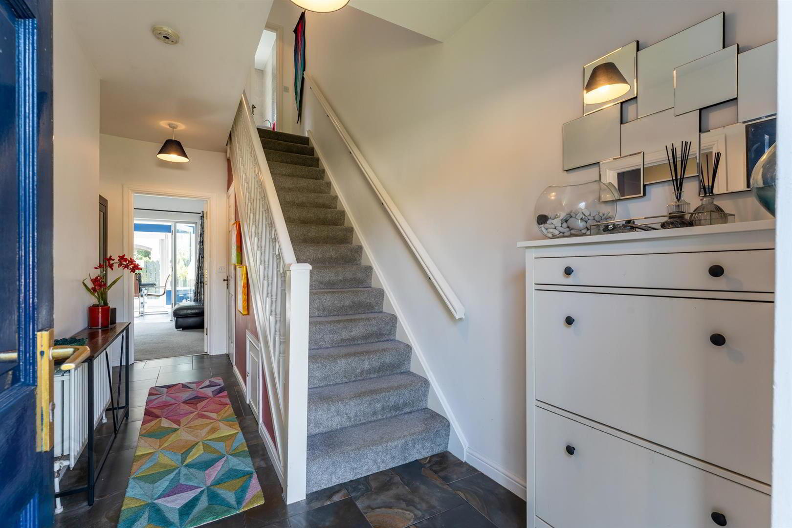 5 Manor Farm Crescent 4 of 31