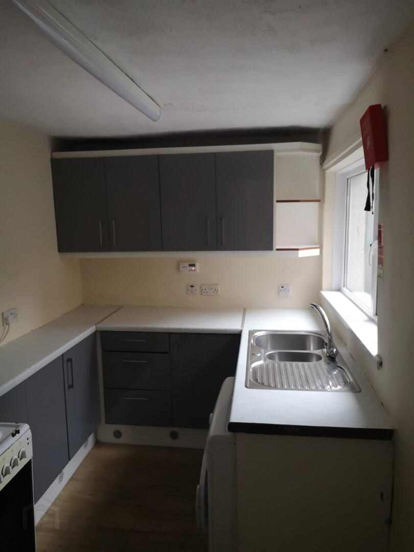 13 Agincourt Street 3 of 6