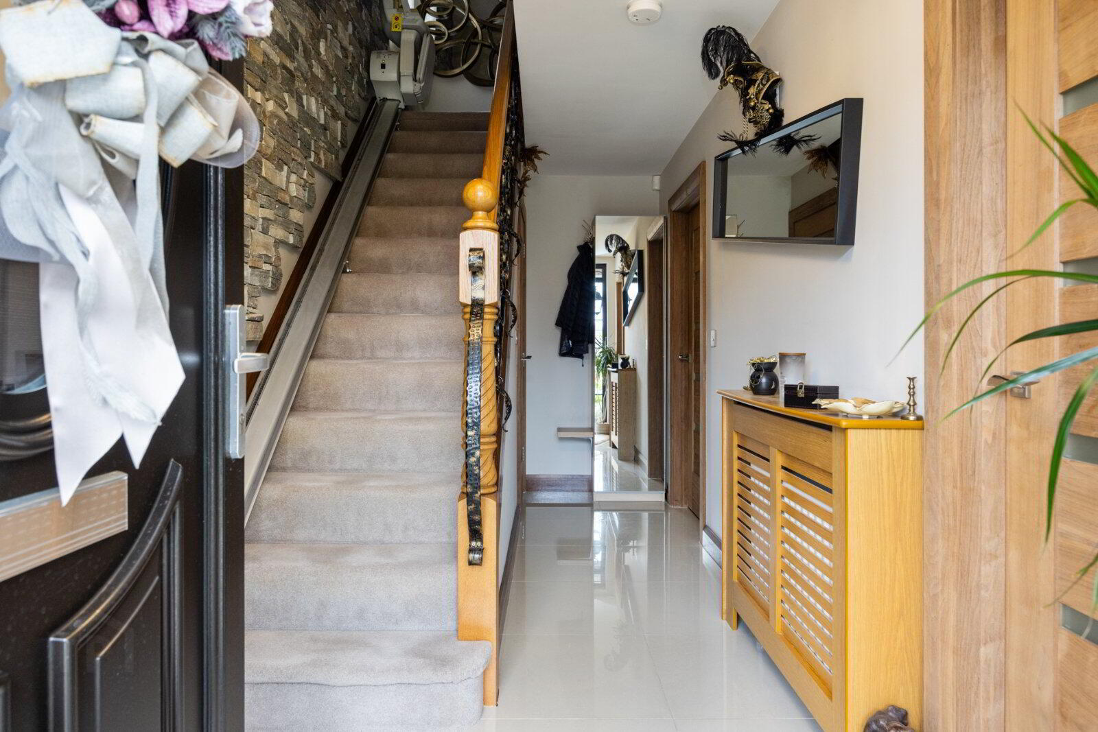 9 Mornington Court 2 of 16