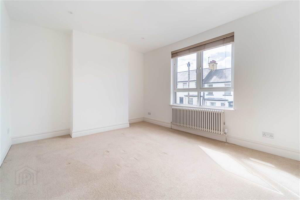 50 Springfield Road 13 of 24
