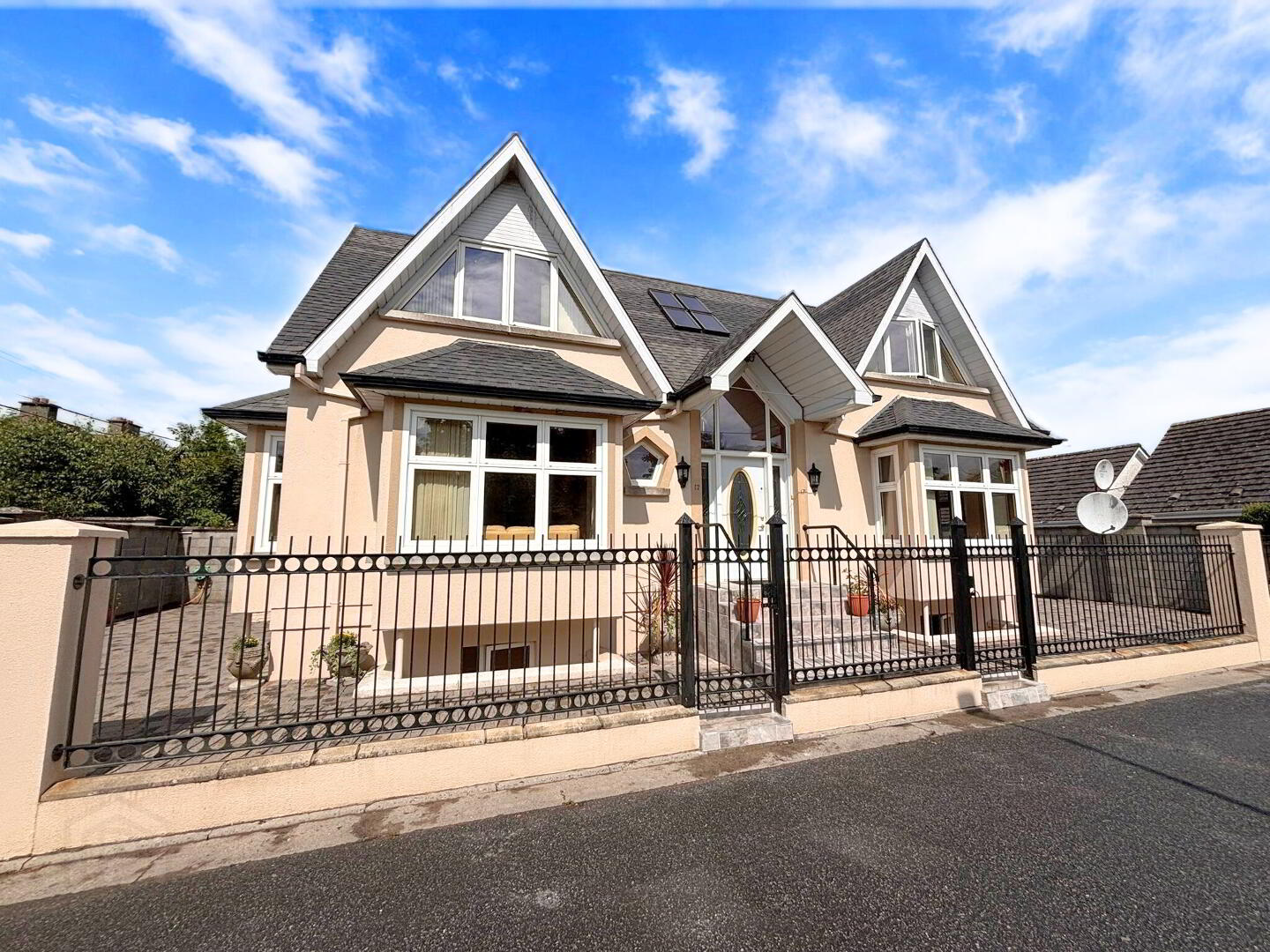 17 Michael St 2 of 64