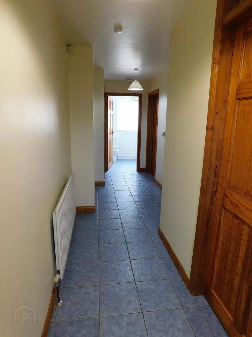 32 St. Julians Road 3 of 10