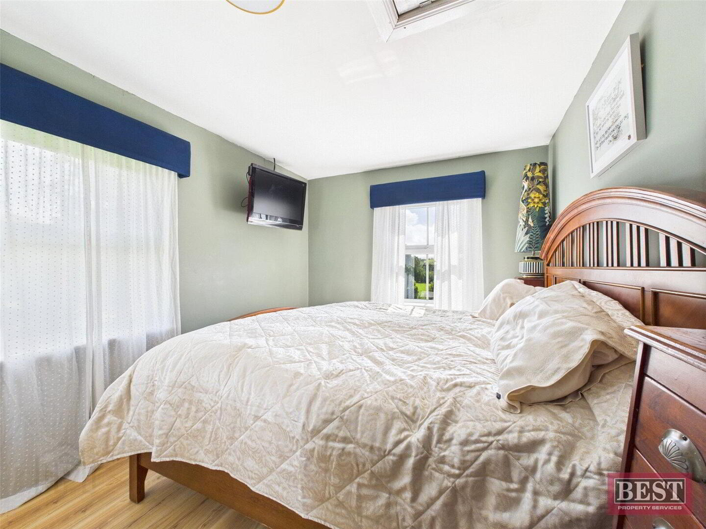 10 Ringbane Road 6 of 12