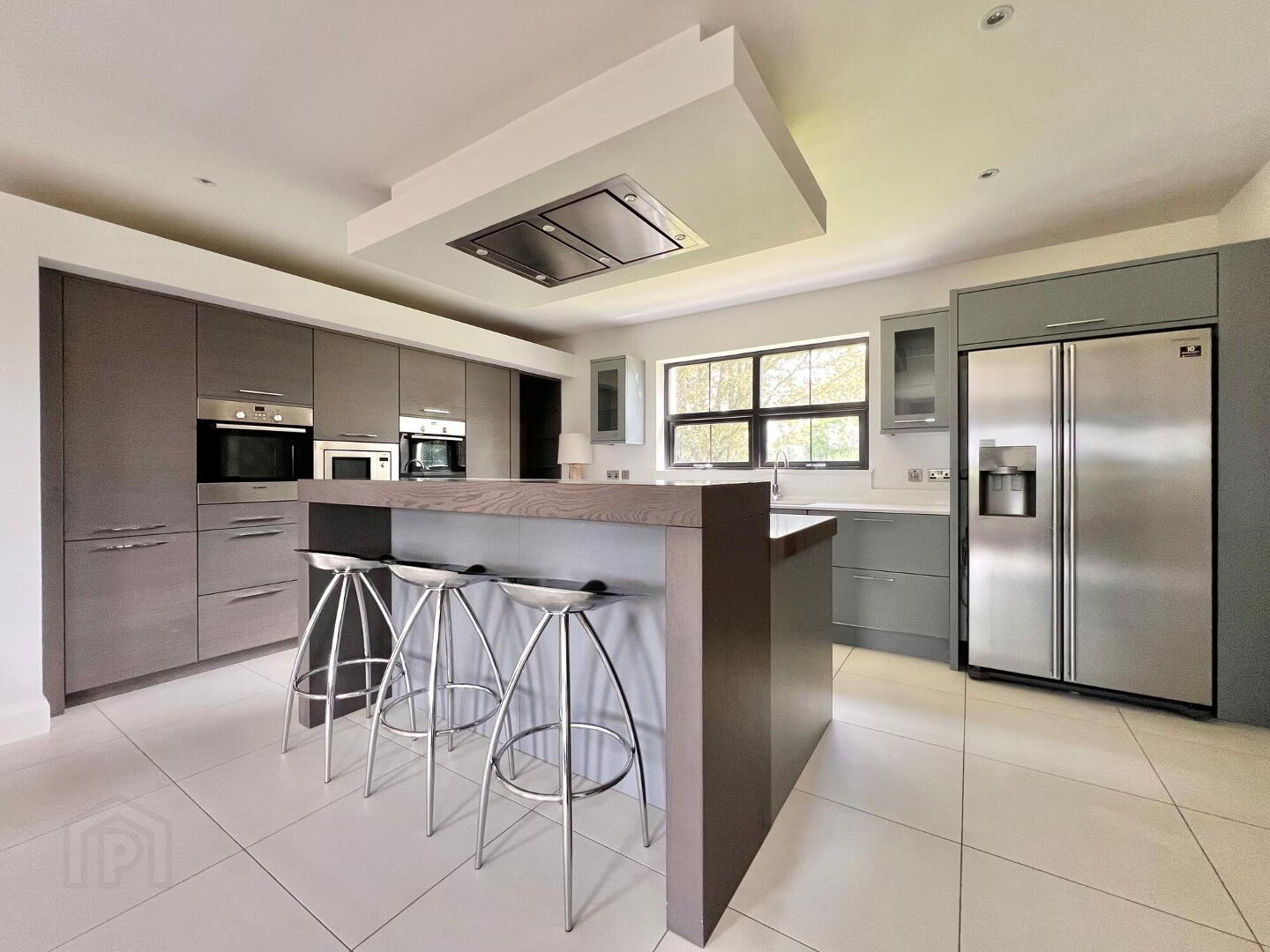 66a Shore Road 5 of 55