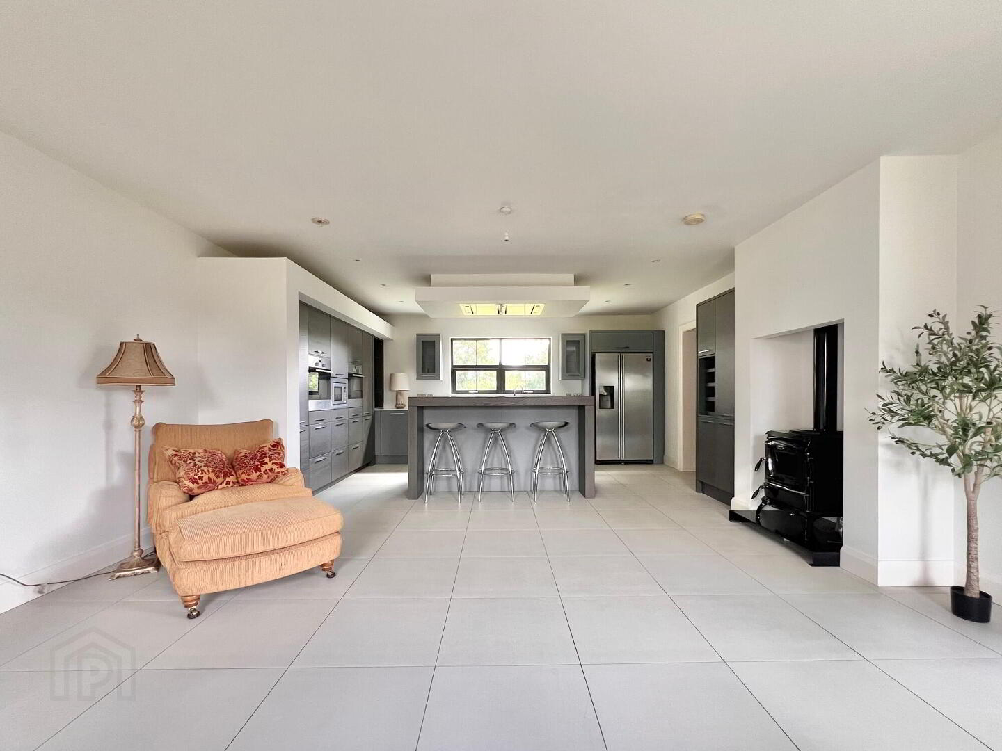 66a Shore Road 3 of 55