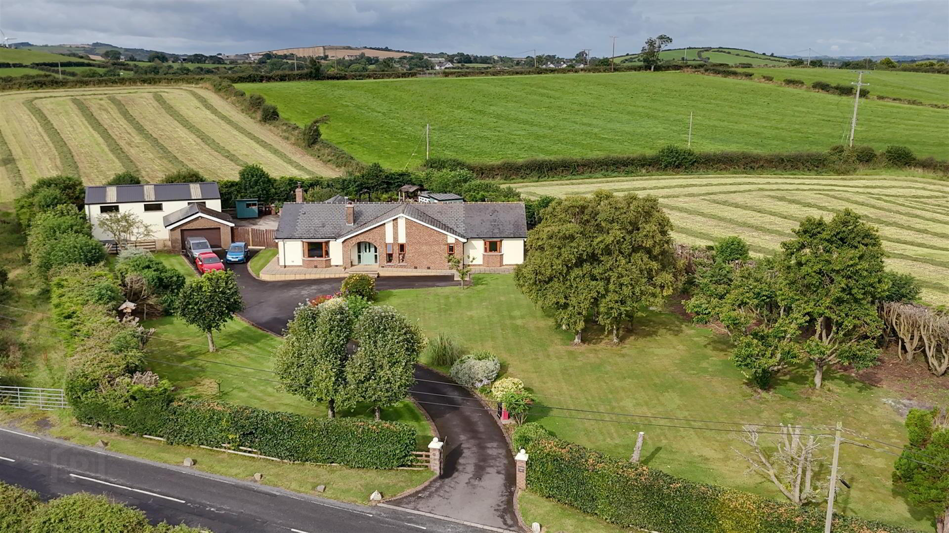 77 Portaferry Road 1 of 31