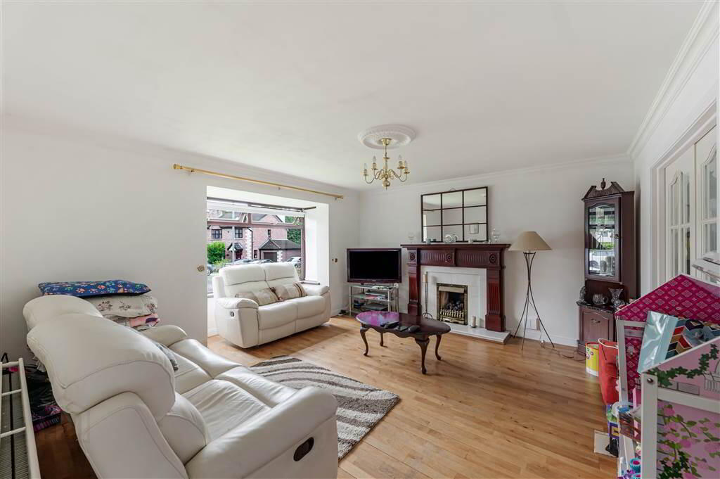 30 Dunmurry Lodge 4 of 20