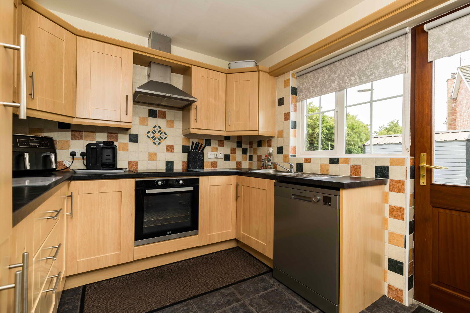 35 Meadow Bank 11 of 26