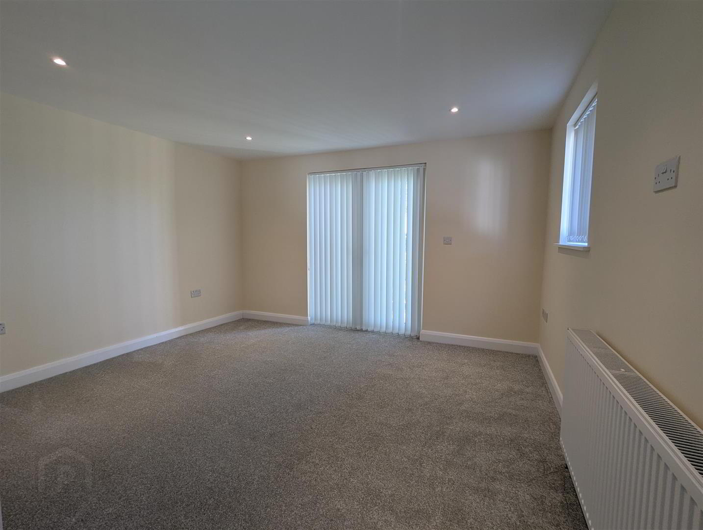 Apartment 1 85 Mill Road 3 of 6