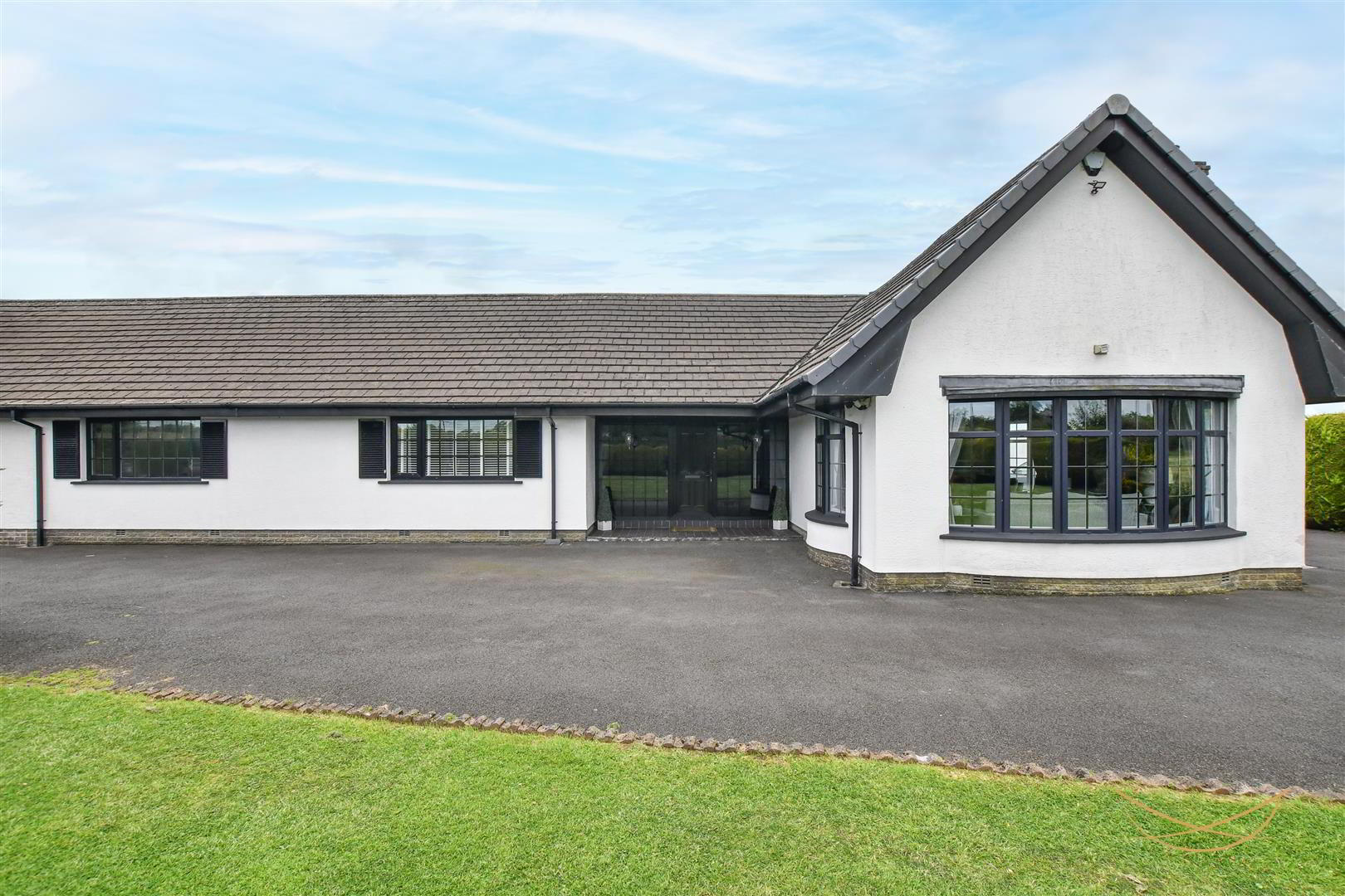 696 Doagh Road 6 of 70