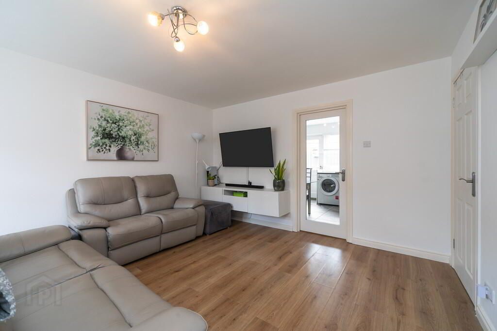 2 Ribble Street 5 of 22