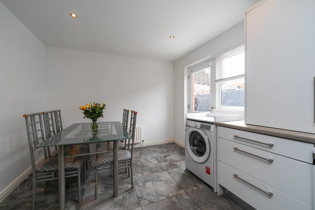 2 Ribble Street 8 of 22