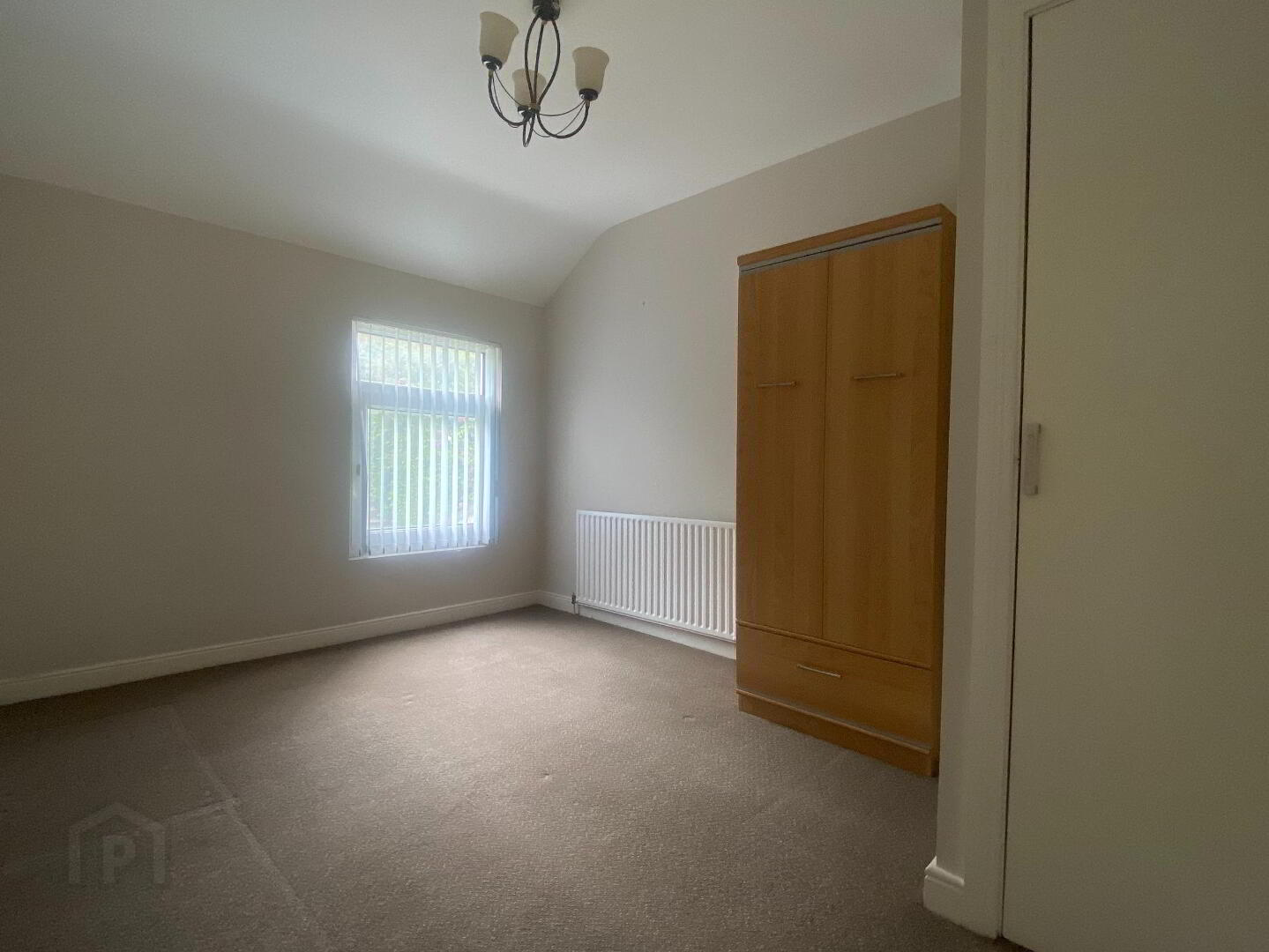 27 Meadowbank Avenue 7 of 9