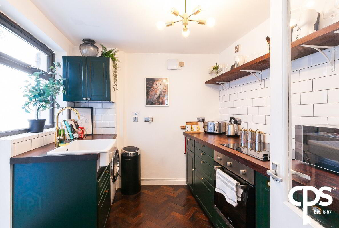 21 Cranburn Street 9 of 26