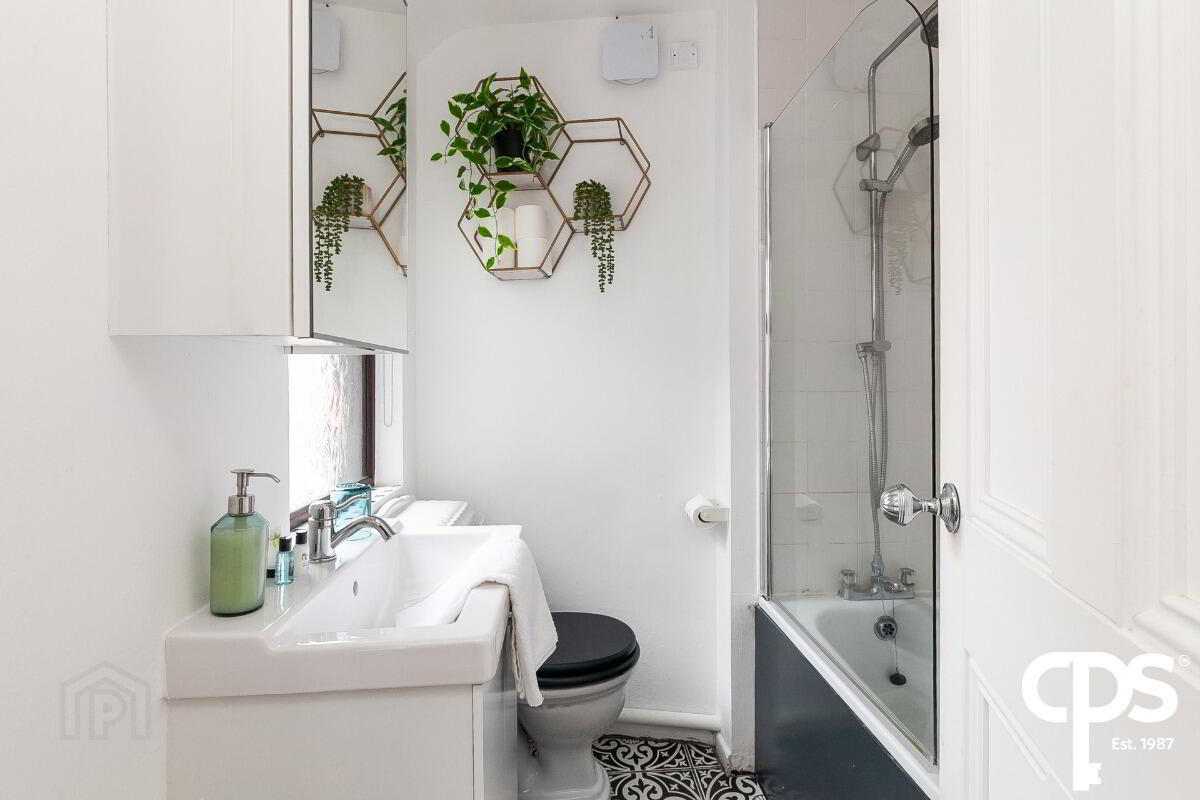 21 Cranburn Street 13 of 26