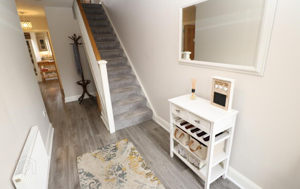22 Dun Eimear Avenue 2 of 32