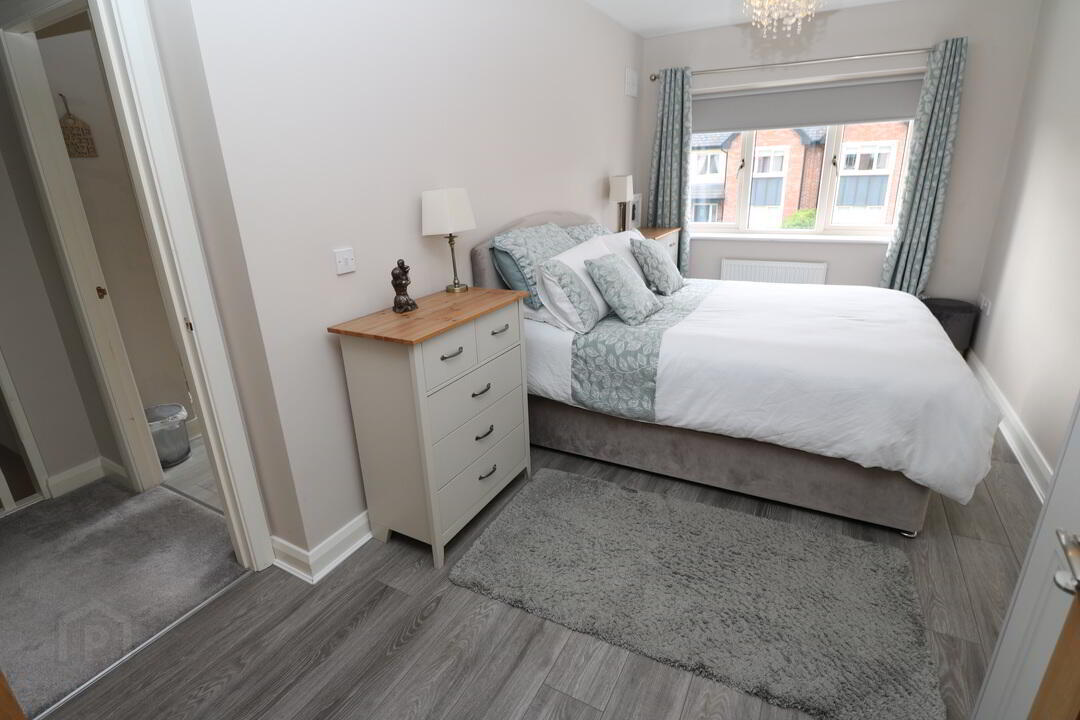 22 Dun Eimear Avenue 18 of 32