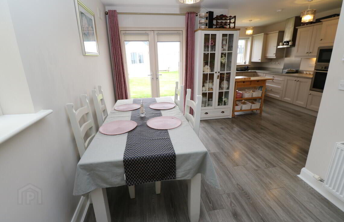22 Dun Eimear Avenue 9 of 32