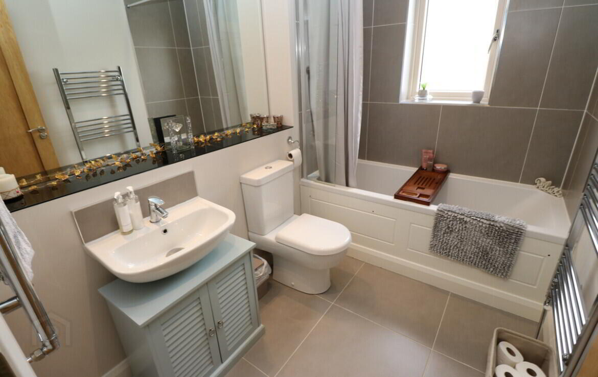 22 Dun Eimear Avenue 28 of 32