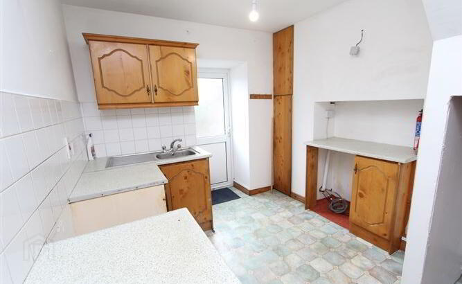 13 Castleblayney Road 3 of 11