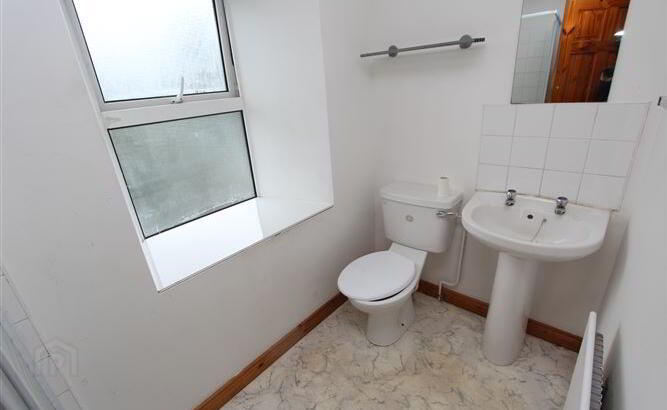 13 Castleblayney Road 8 of 11