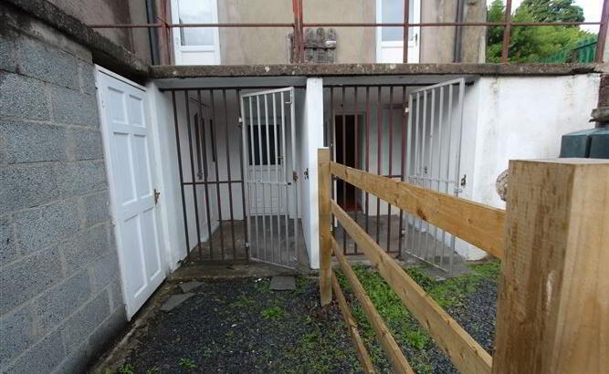 13 Castleblayney Road 10 of 11