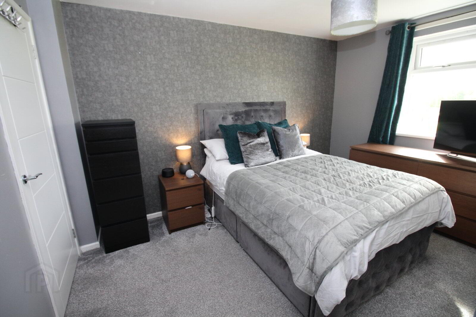 20 Glenfield Walk 6 of 9
