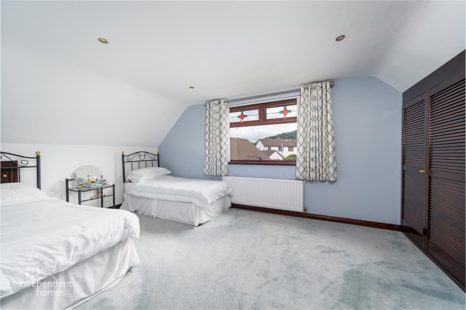 16  Glenburn Drive 9 of 12