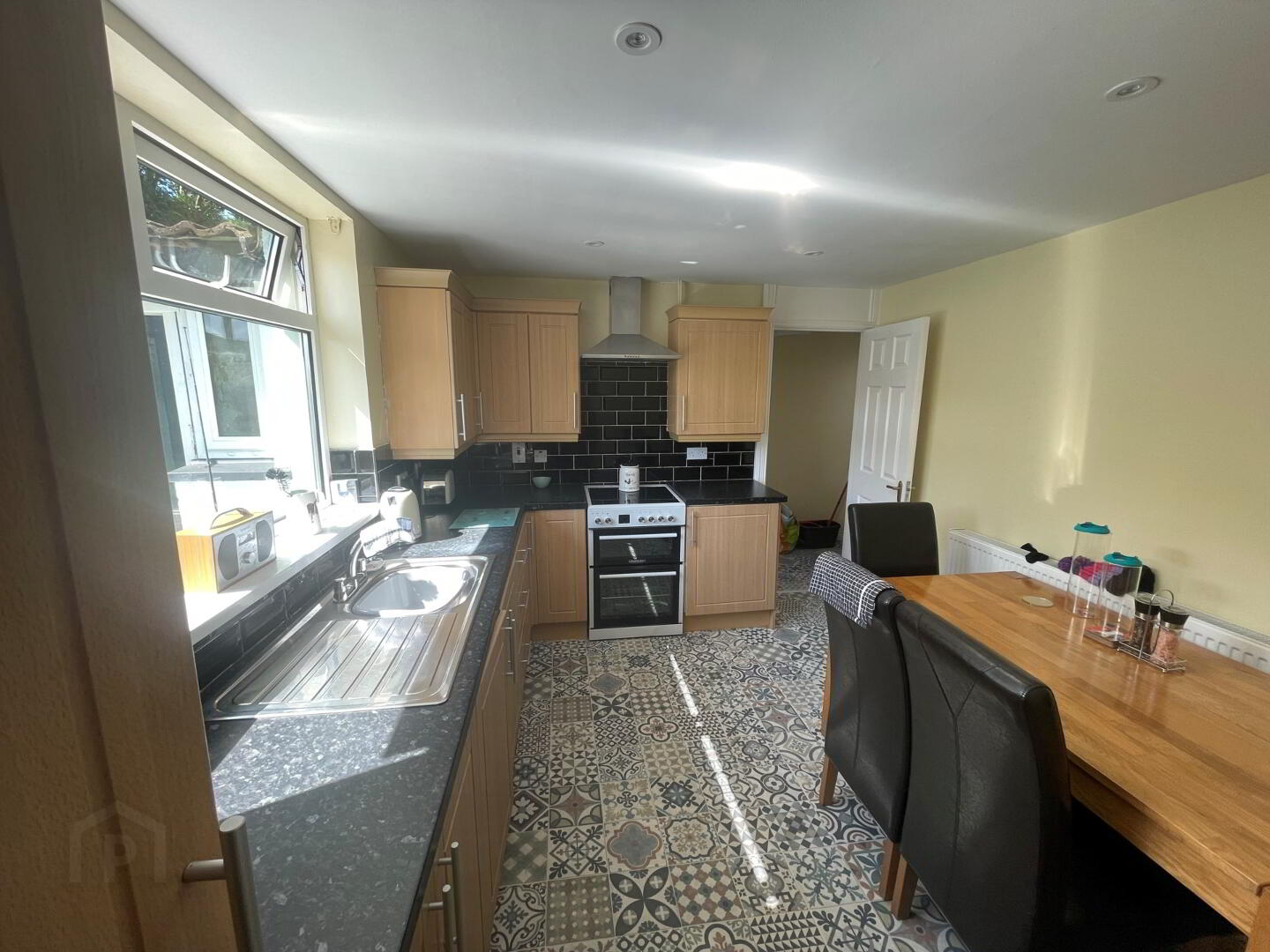 112 Drumnaquoile Road 11 of 20