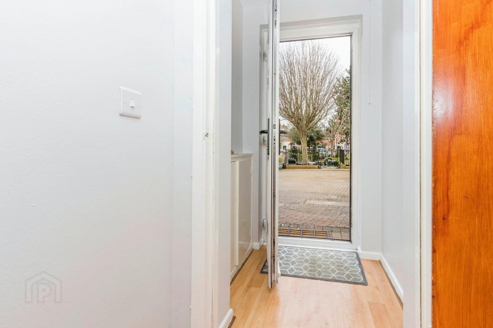 19 Marlborough Court 3 of 11