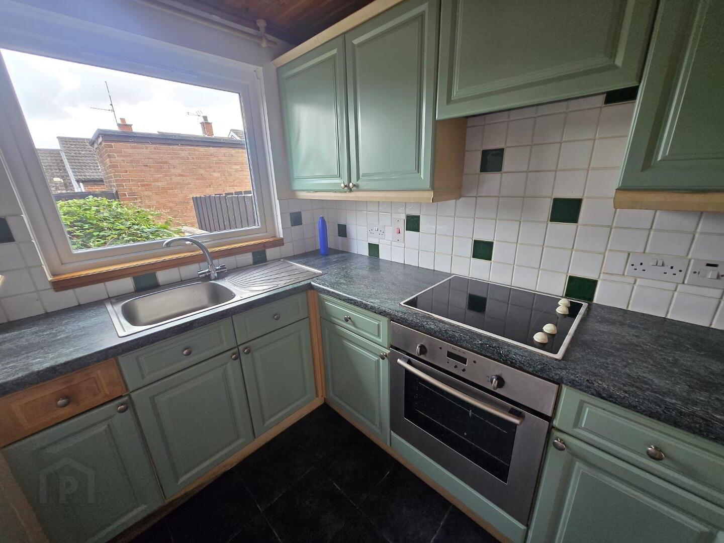 14 Sloane Crescent 6 of 16