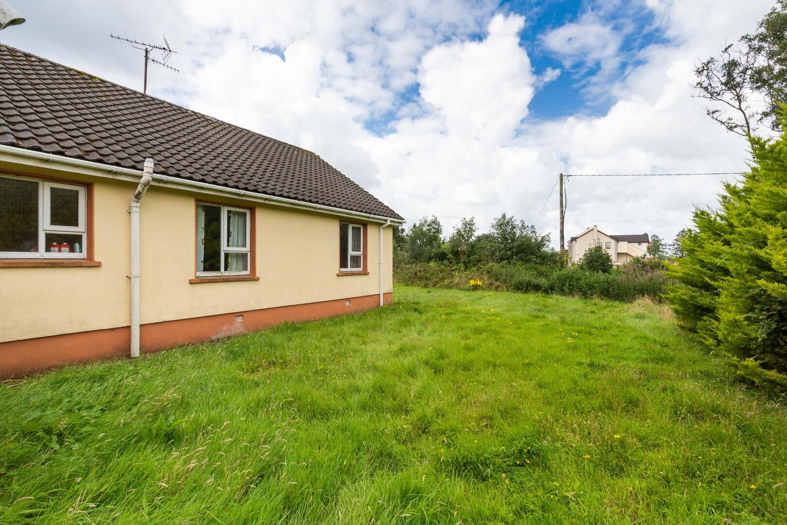 Linsfort Bungalow 3 of 42