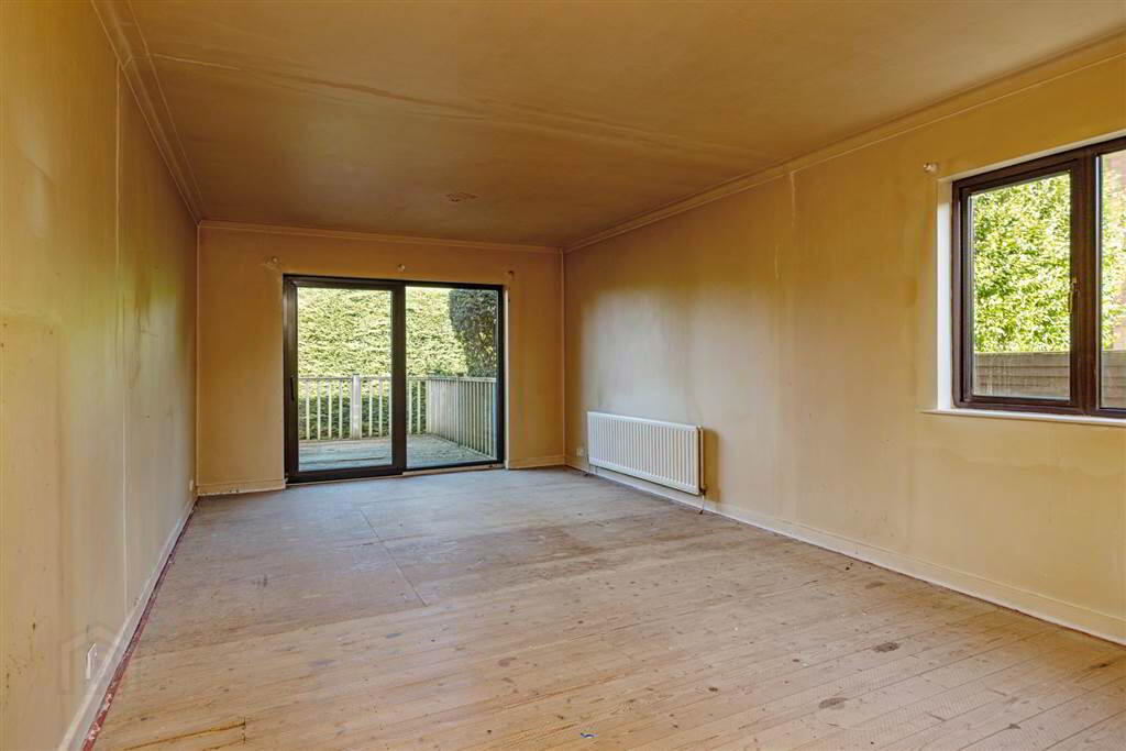 4 Beechgrove Avenue 5 of 14
