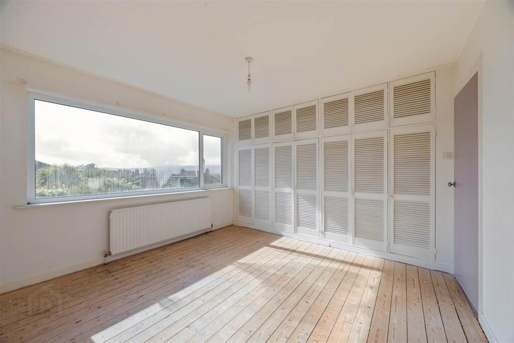 4 Beechgrove Avenue 9 of 14