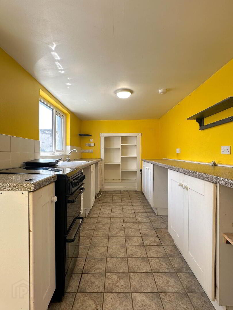 24 Upper Captain Street 12 of 32