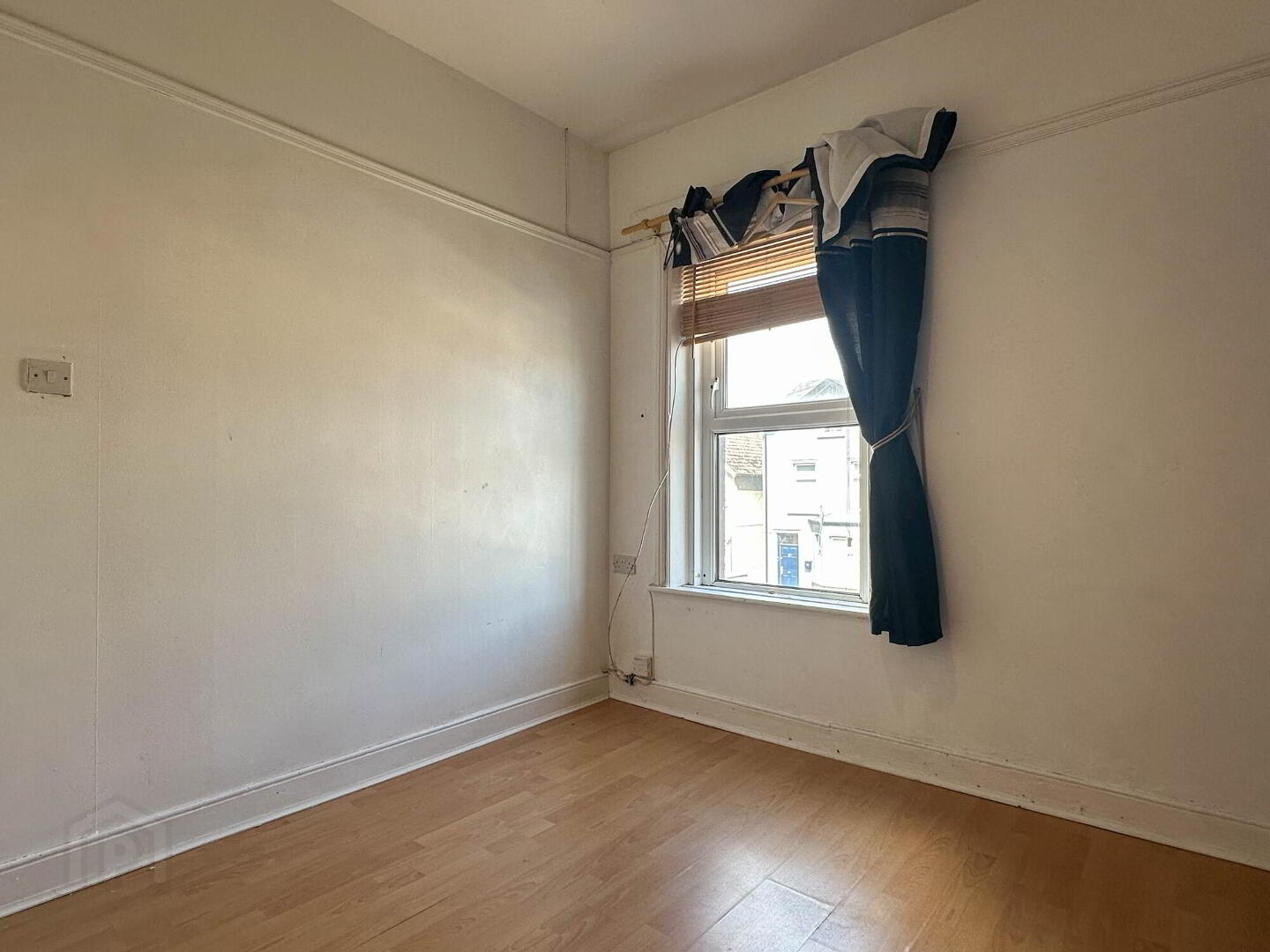 24 Upper Captain Street 16 of 32