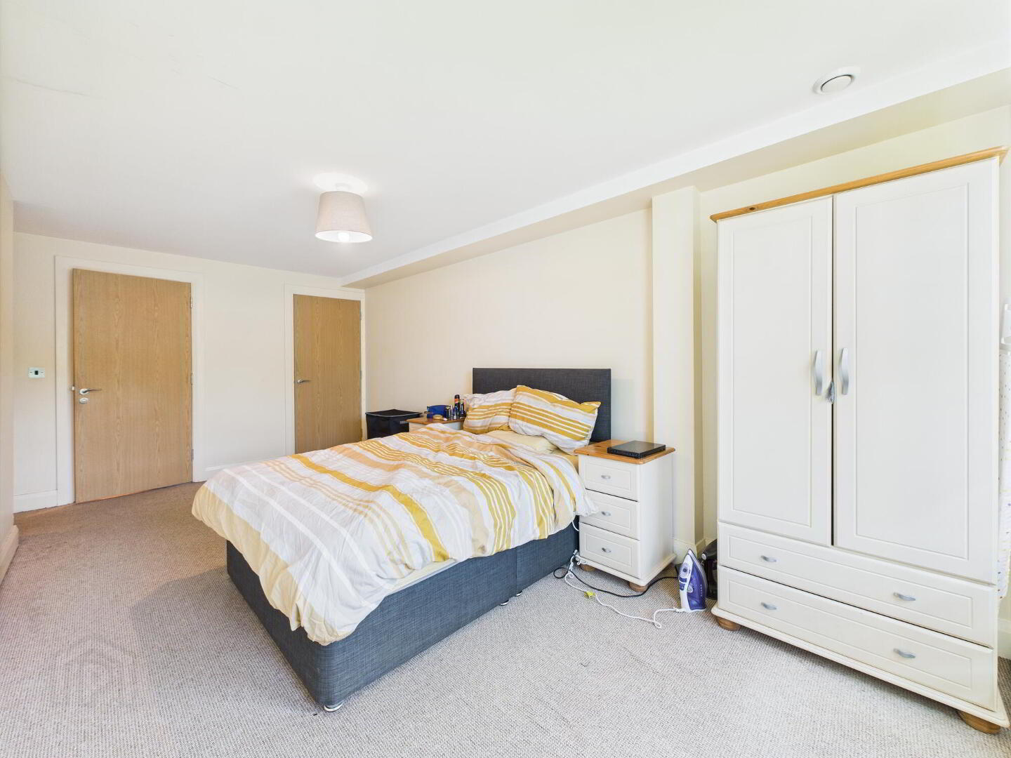 Apt 11, Woodlands Manor 8 of 12