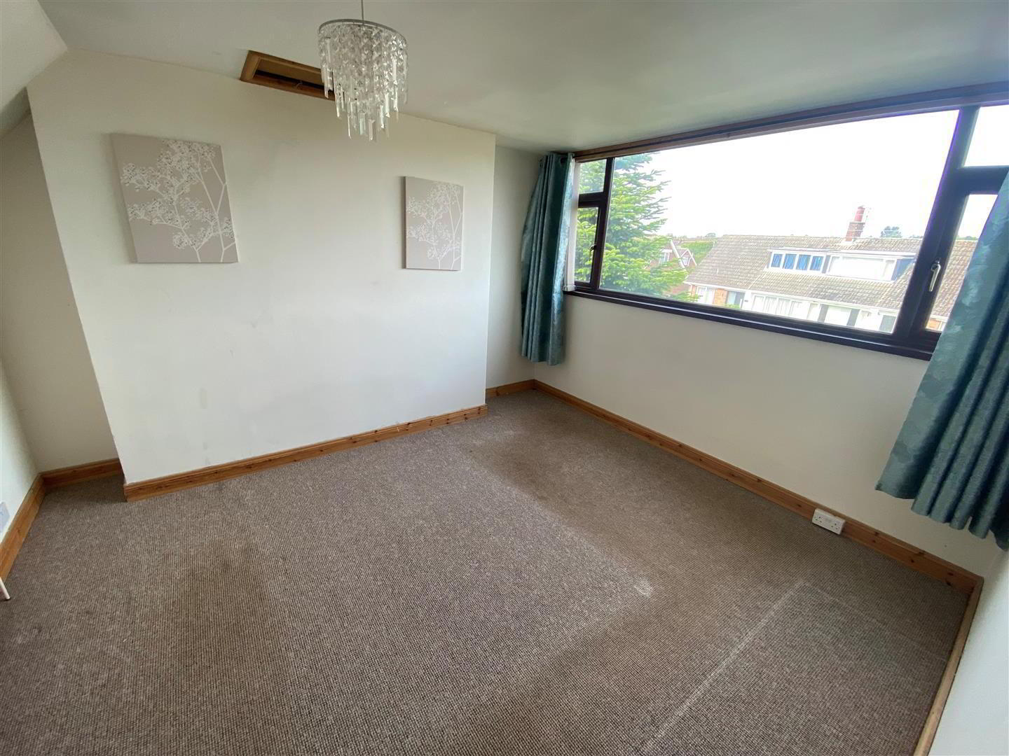 16 Rathmore Park 8 of 12