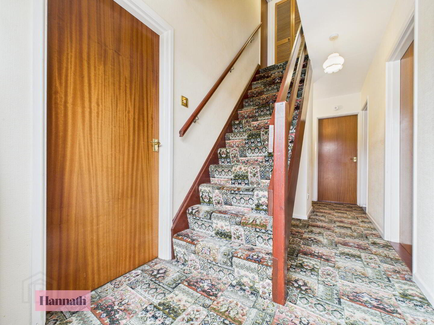 22 Blenheim Drive 3 of 37