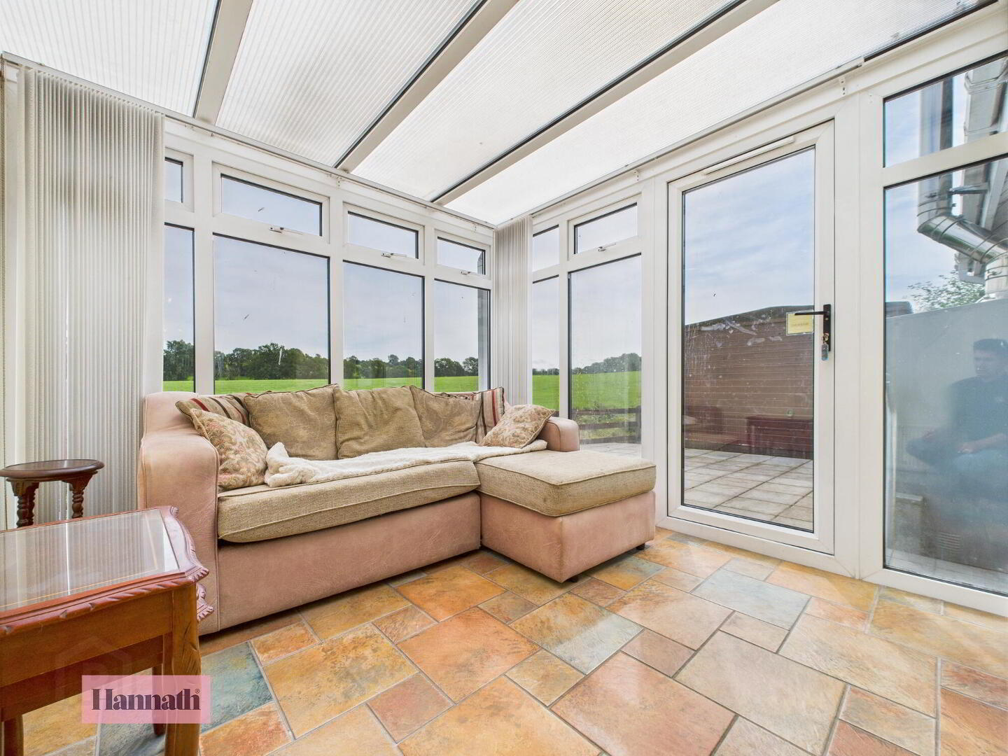 22 Blenheim Drive 11 of 37