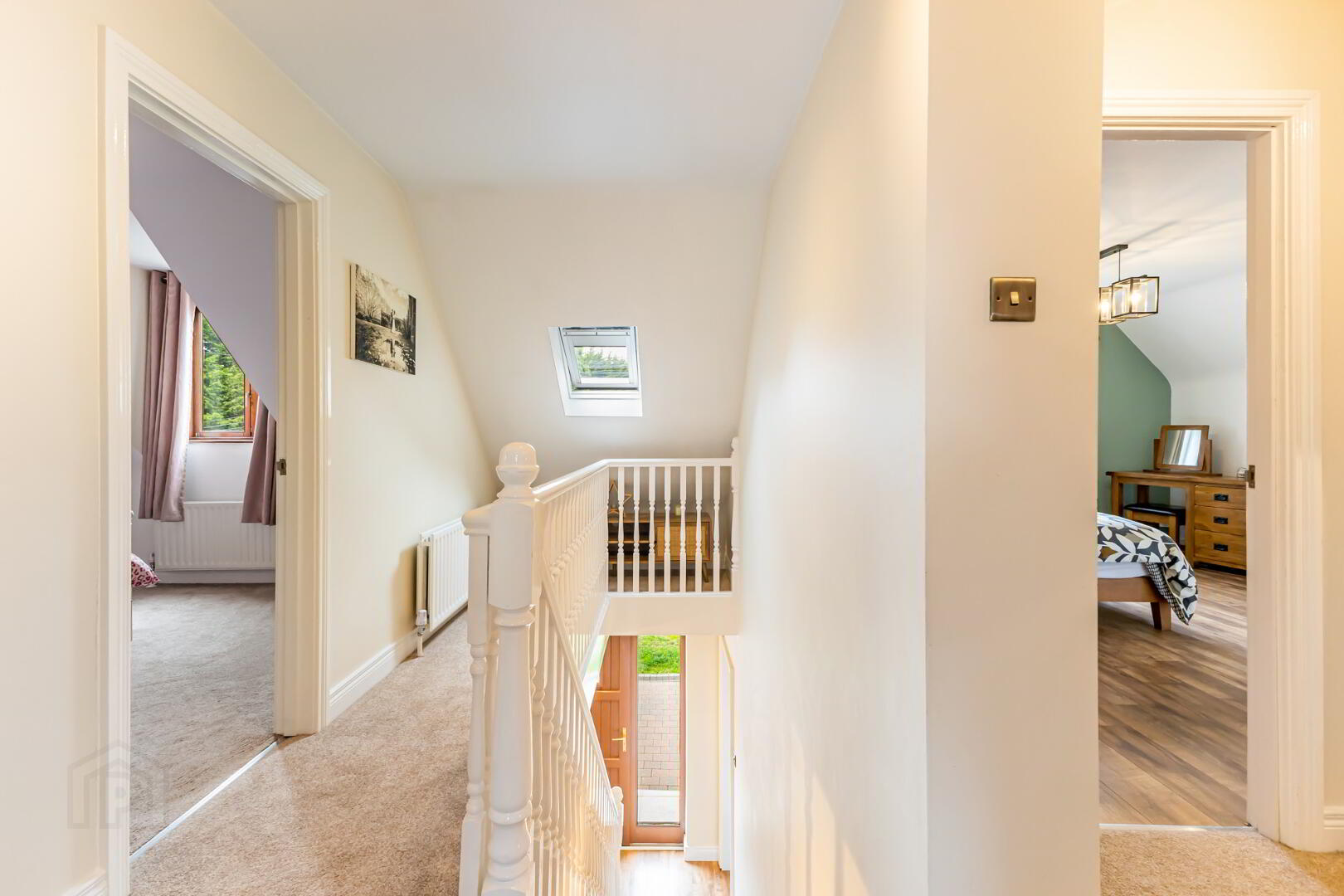 52 Castle Hill 19 of 37