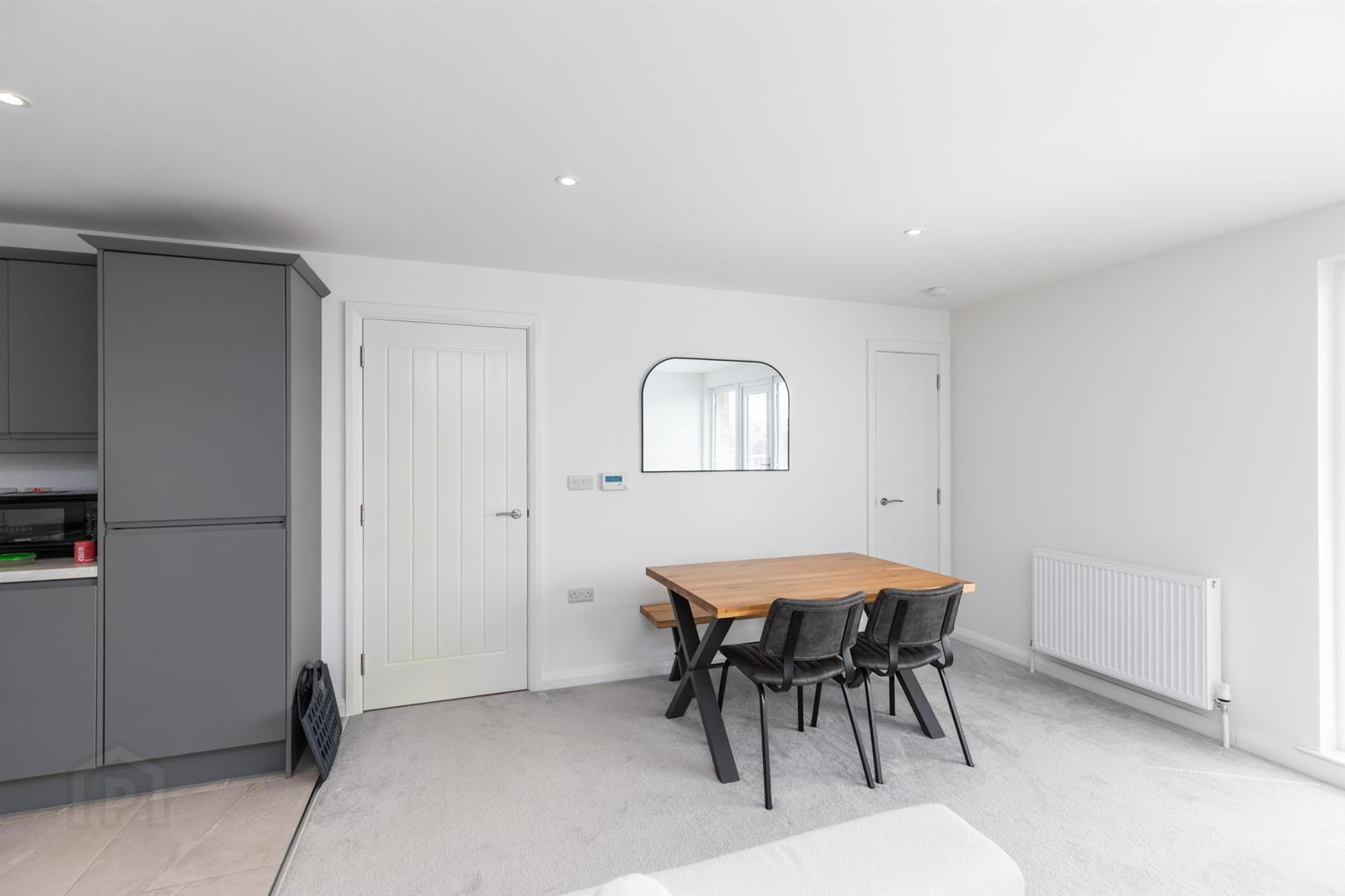 Apt 7, 1d Lewis Mews 11 of 20