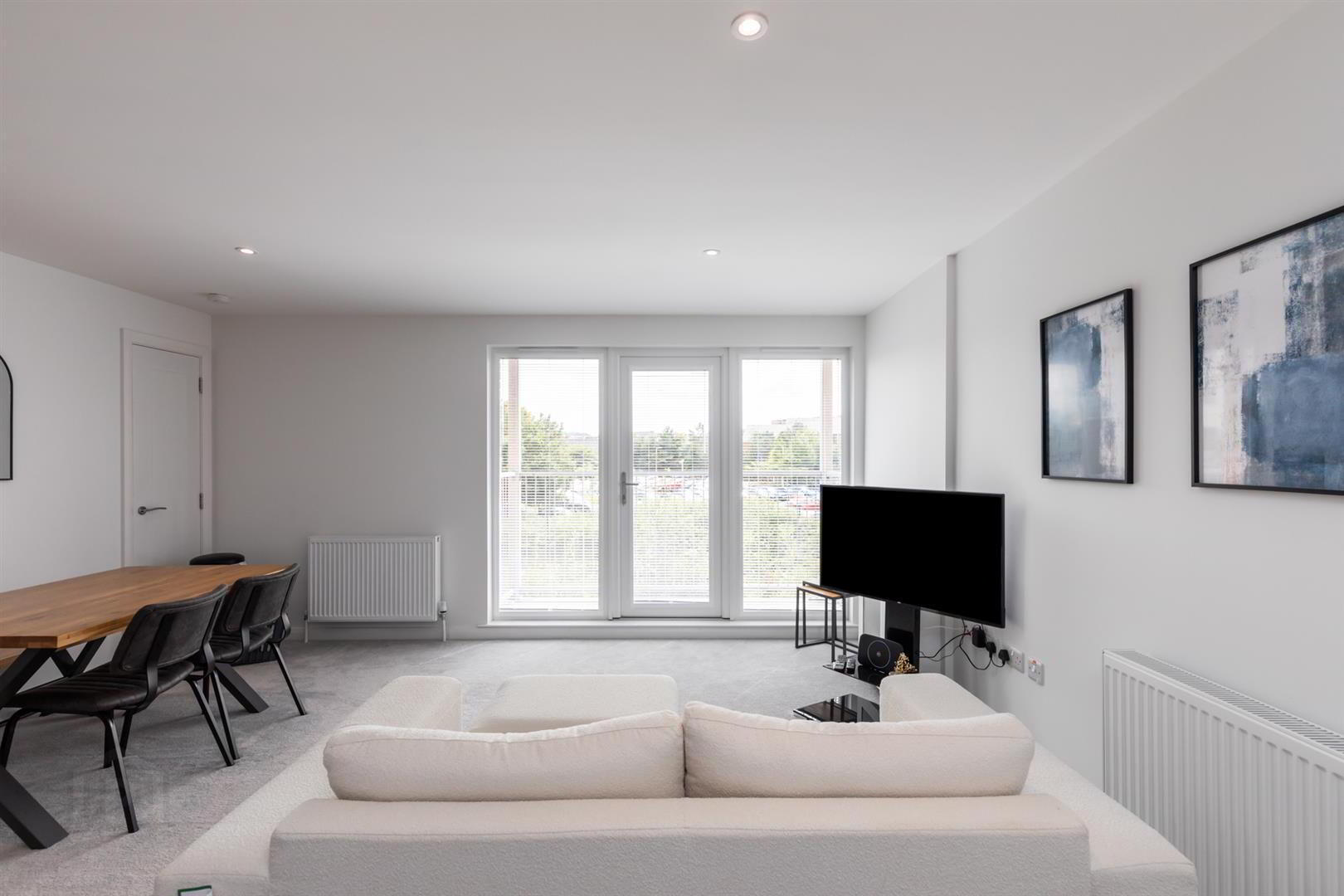 Apt 7, 1d Lewis Mews 7 of 20