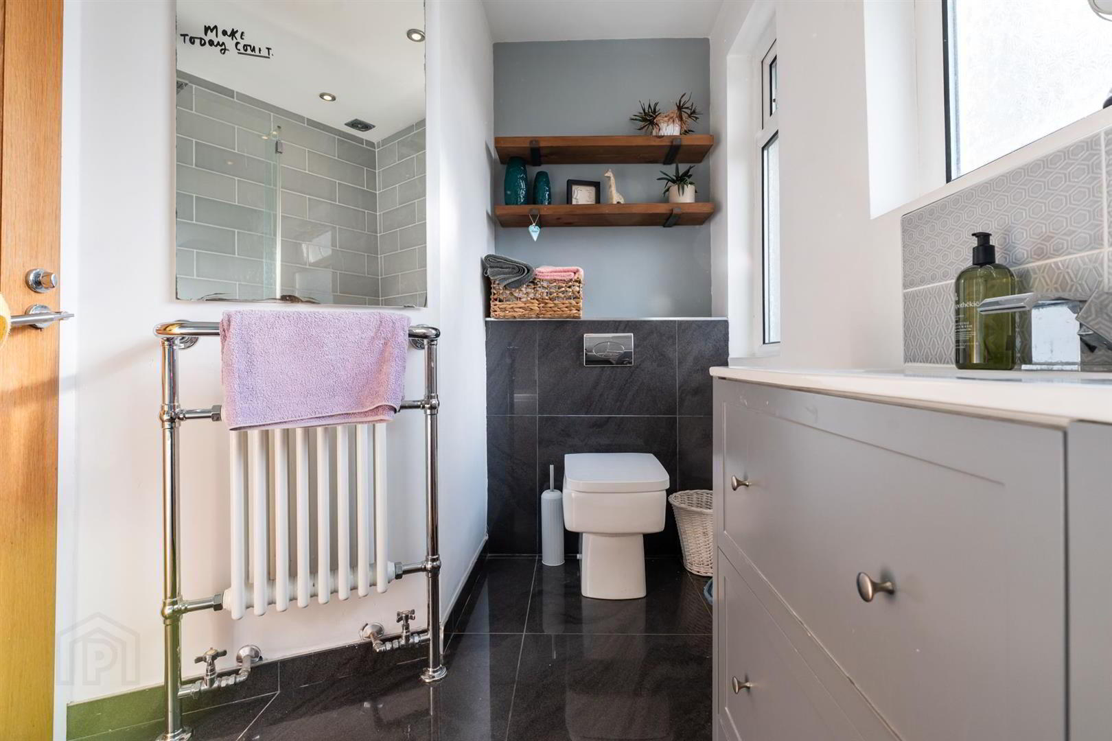 16 Greenmount Avenue 15 of 24