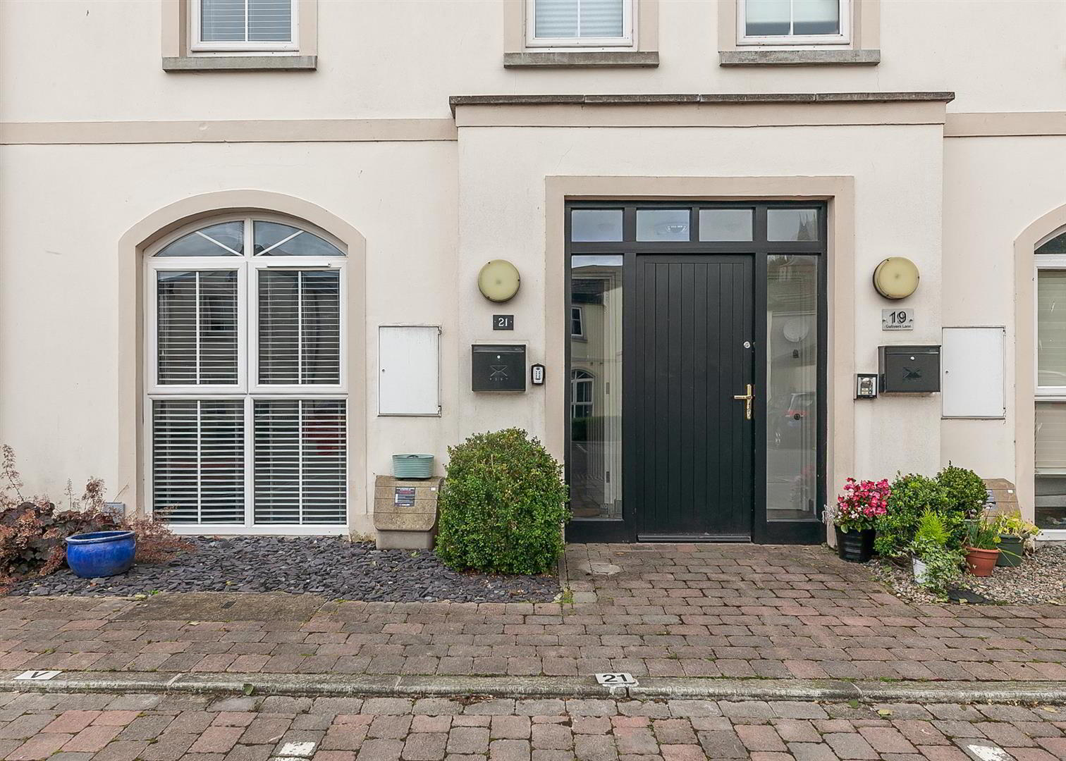 21 Gullivers Lane 2 of 19