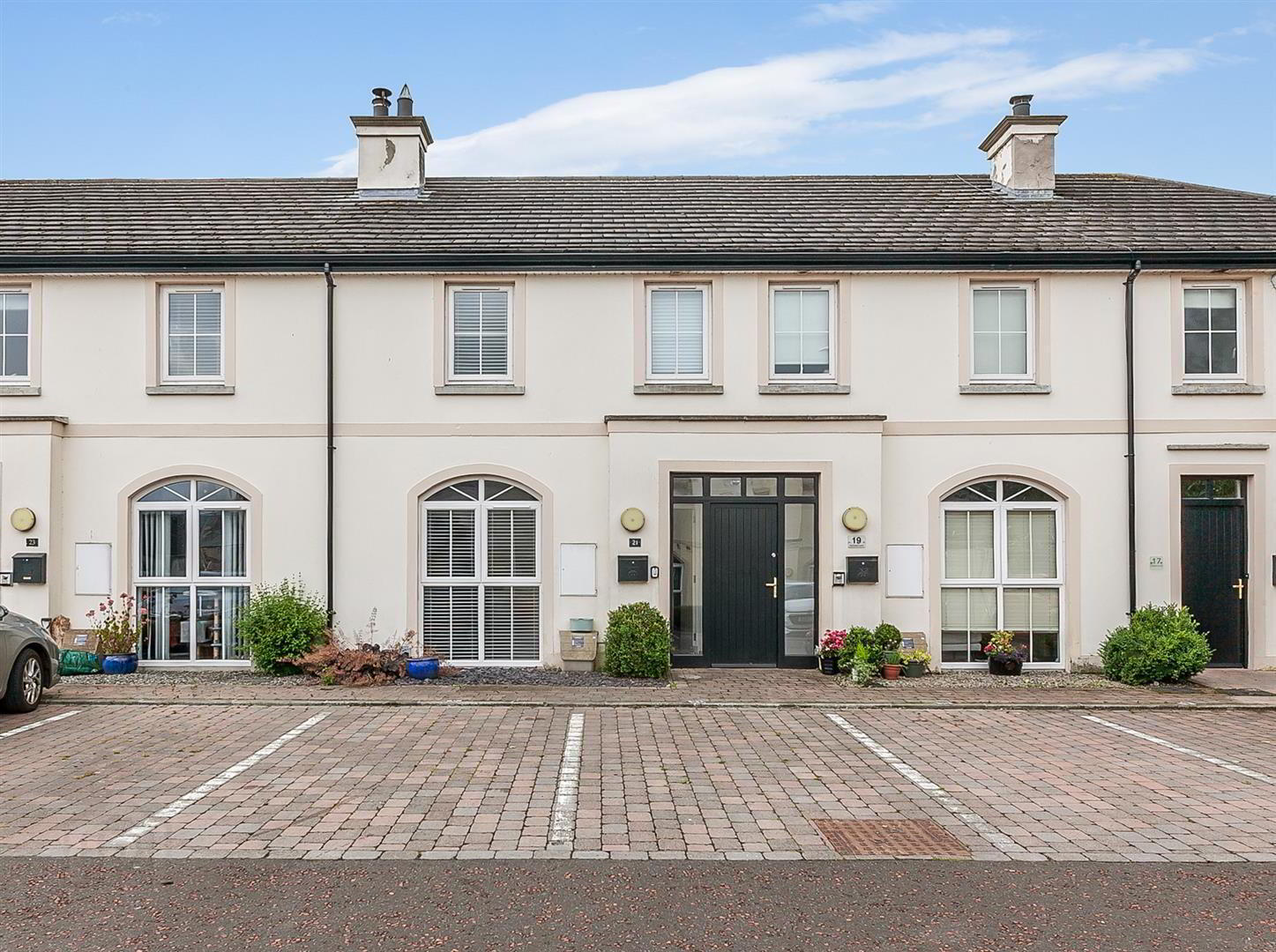 21 Gullivers Lane 1 of 19
