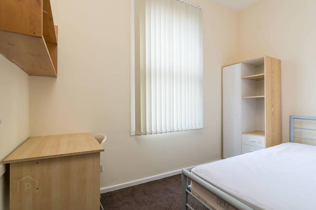 Flat 2, 19 Ulsterville Avenue 6 of 9