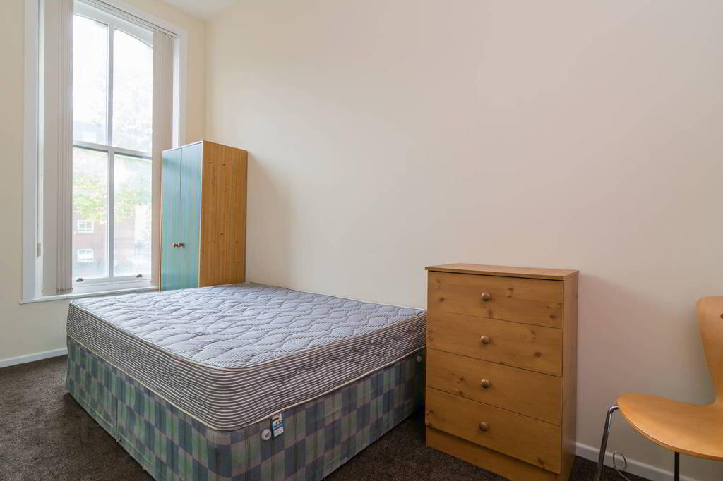 Flat 2, 19 Ulsterville Avenue 8 of 9