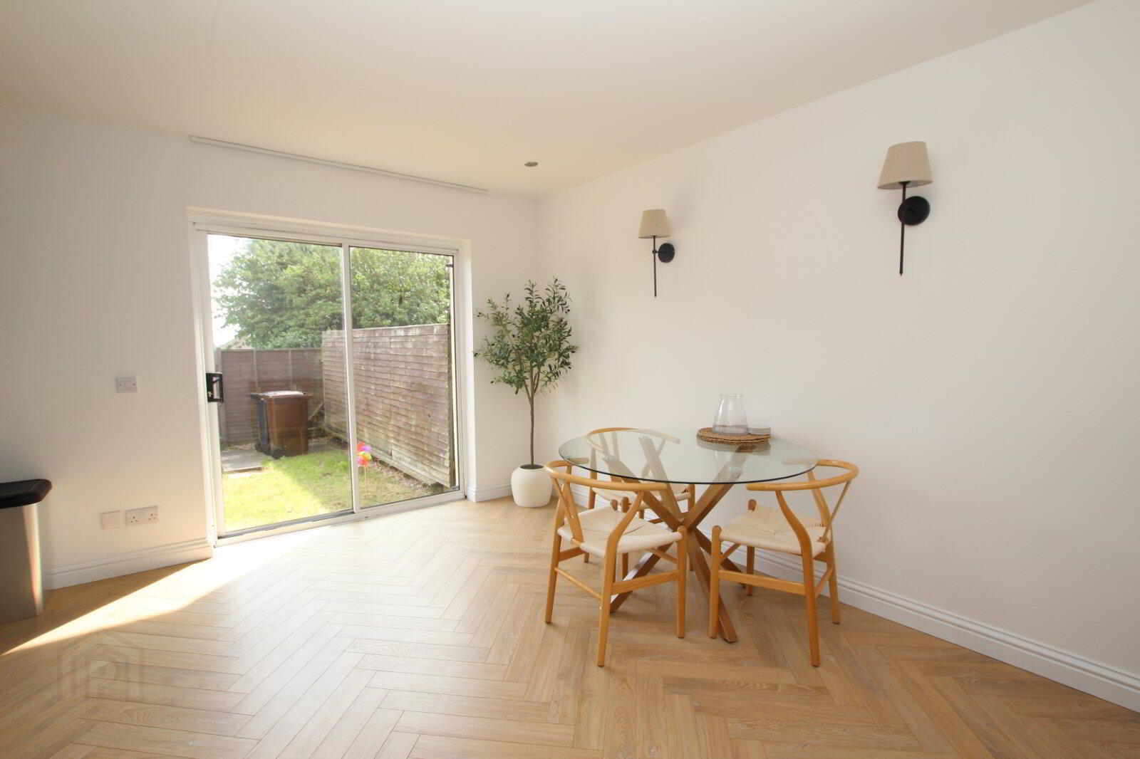 23 Glengormley Park 8 of 18